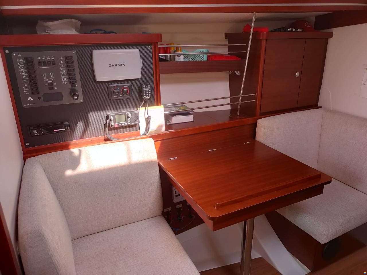 Hanse 400