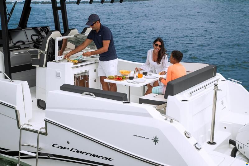 Jeanneau Cap Camarat 10.5 CC