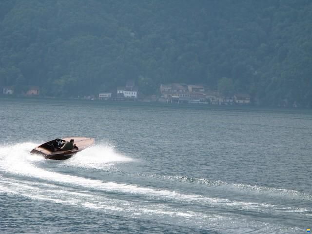 KRUEGER RUEDI Runabout