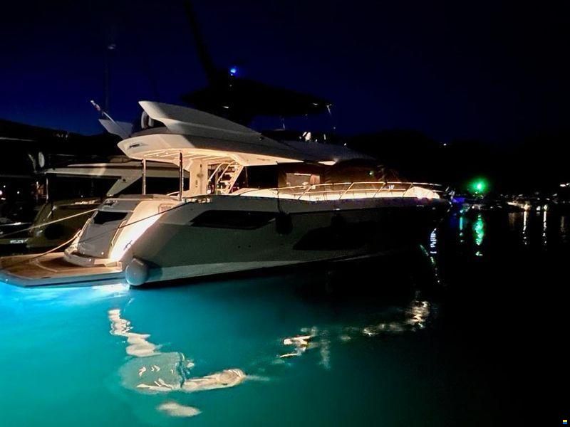 Sunseeker Manhattan 68
