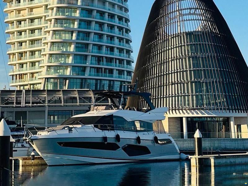 Sunseeker Manhattan 68
