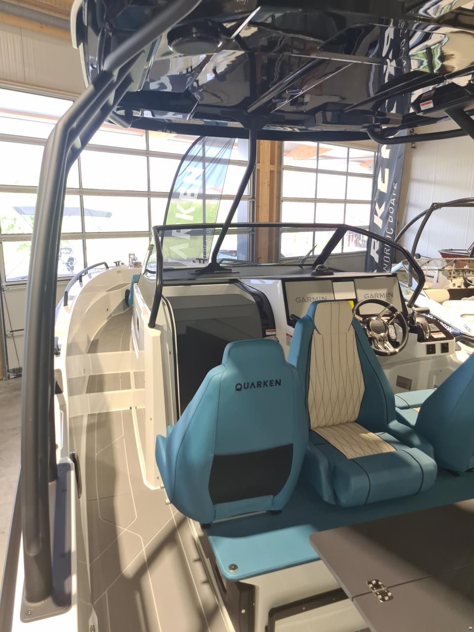 Quarken 27 T-Top V2 ONYX