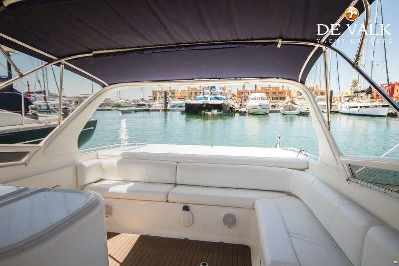 Real Powerboats Revolution 46