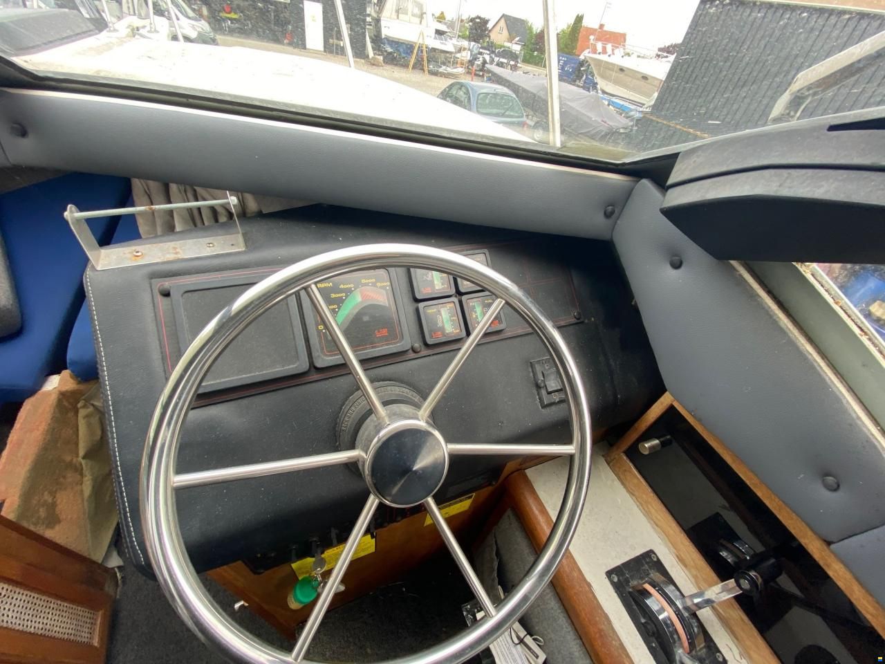 Bayliner 2556 Fly