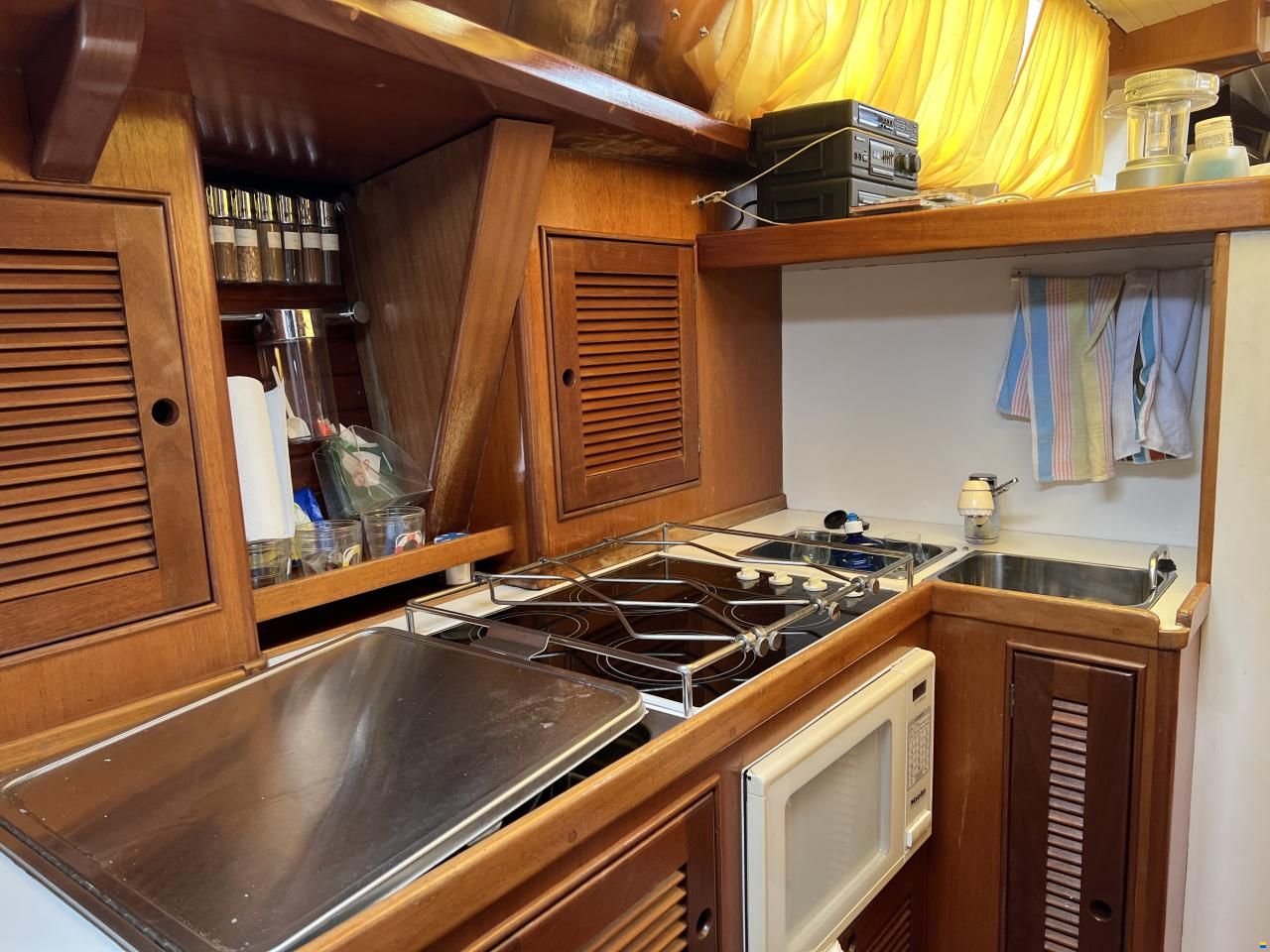 North Wind 43