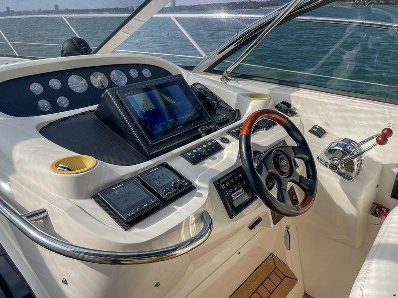 Sunseeker Camargue 50