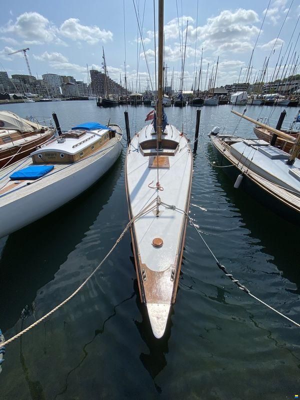 Sk&aelig;rg&aring;rdskrydser