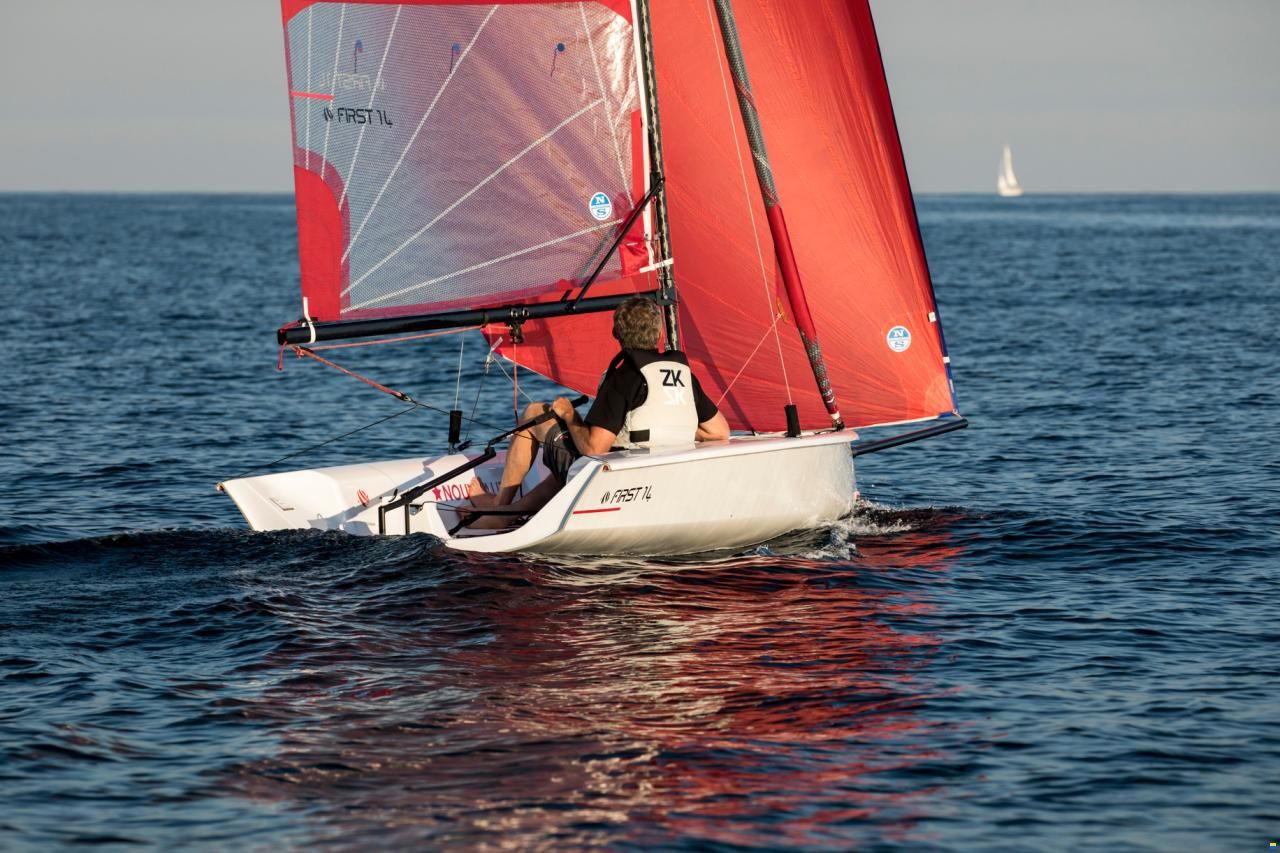 Beneteau First 14 SE