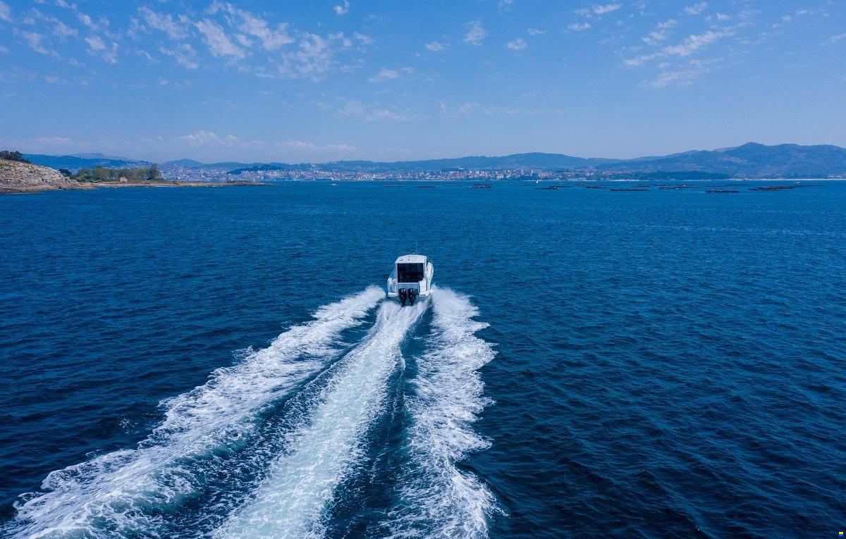 Rodman Spirit 31 HT Outboard