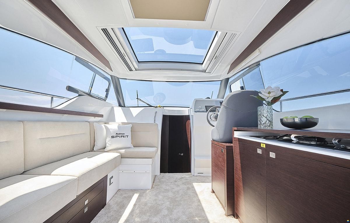Rodman Spirit 31 Hardtop inboard