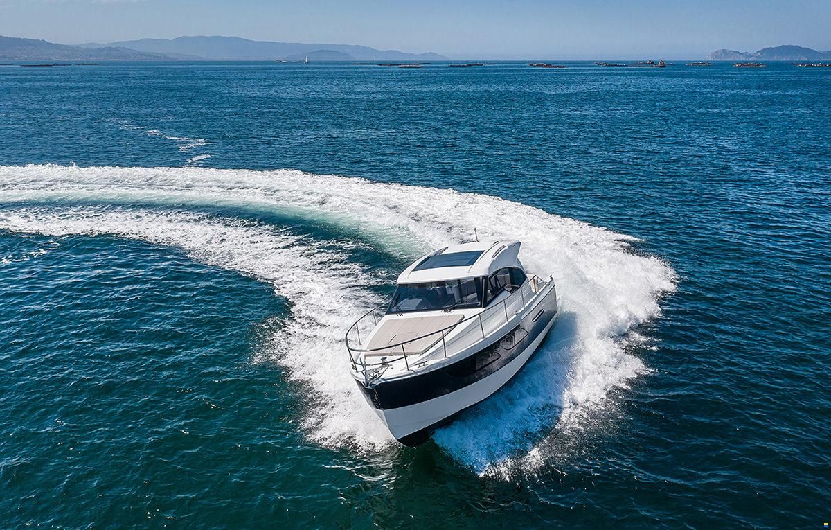 Rodman Spirit 31 Hardtop inboard