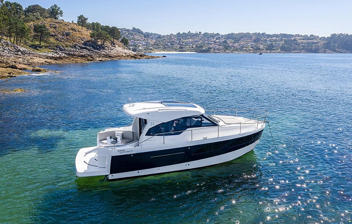 Rodman Spirit 31 Hardtop inboard