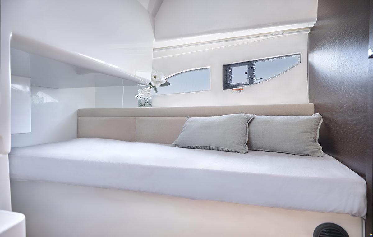 Rodman Spirit 31 Hardtop inboard