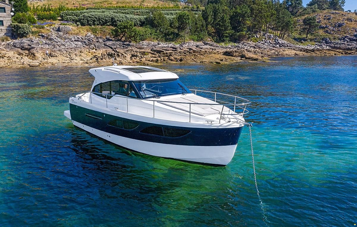 Rodman Spirit 31 Hardtop inboard