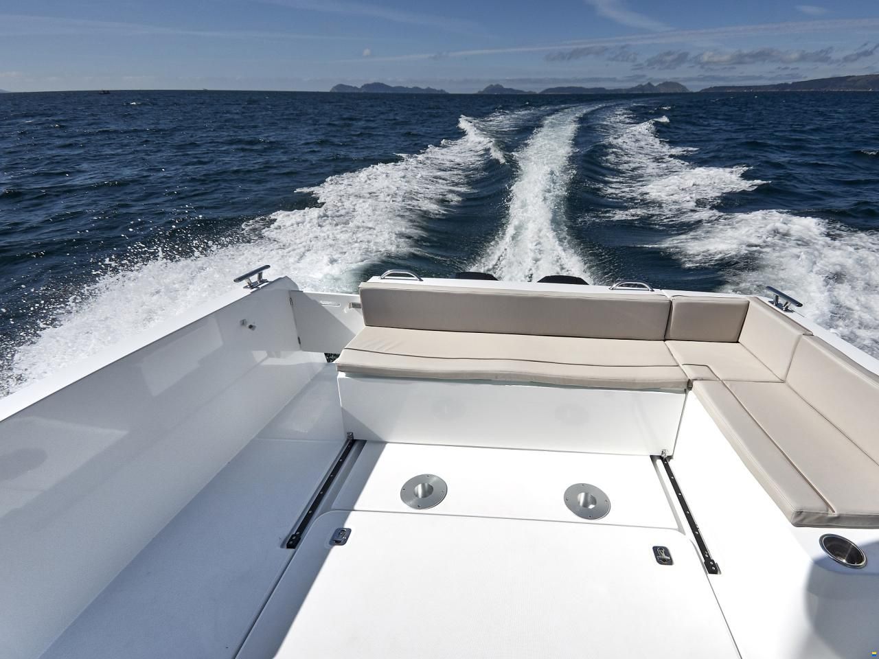 Rodman 890 Ventura