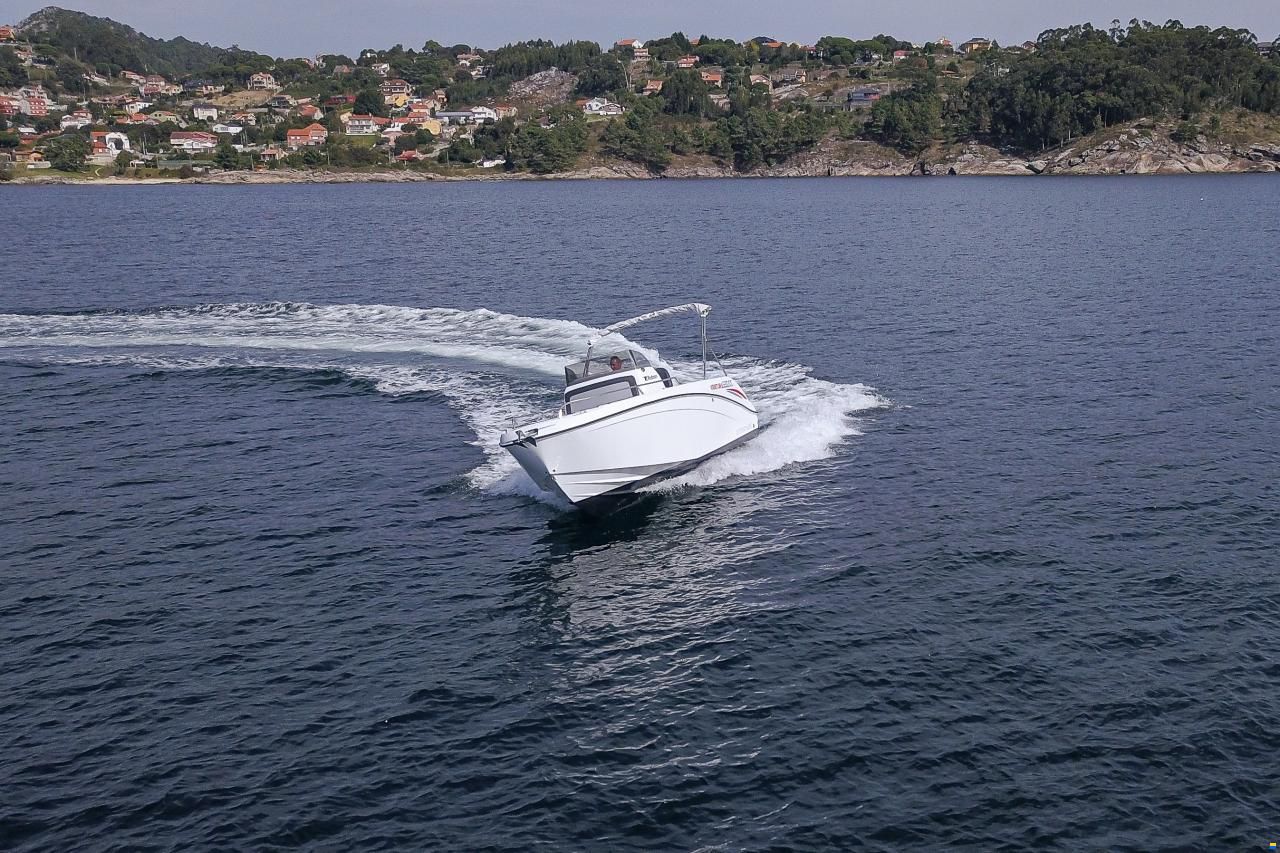 Rodman 690 Ventura CC