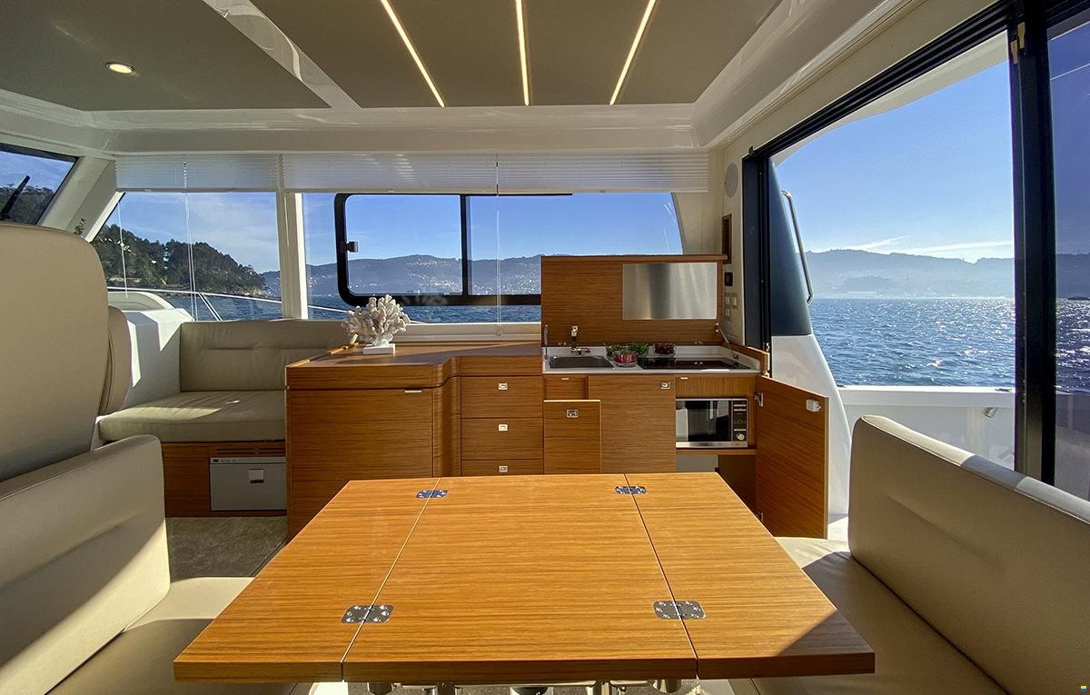 Rodman 1290 Evolution Flybridge