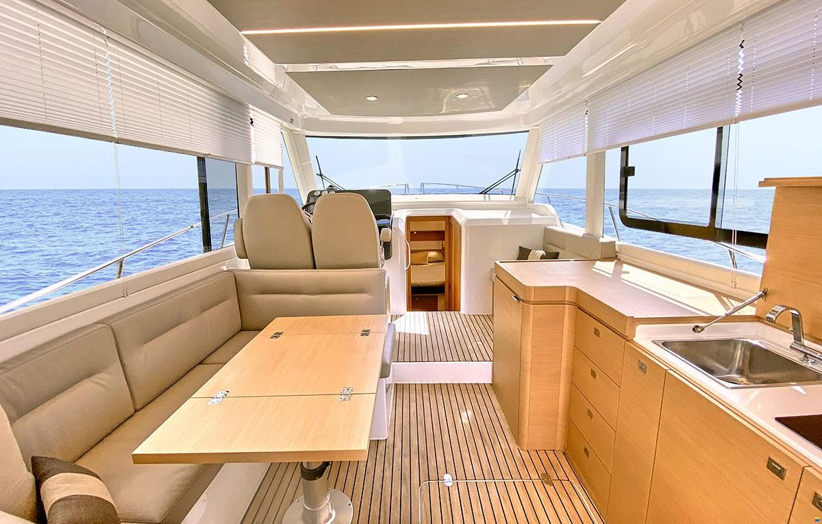 Rodman 1290 Evolution Flybridge