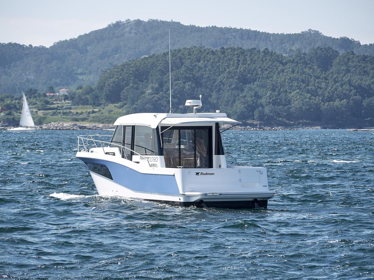 Rodman 1090 Evolution