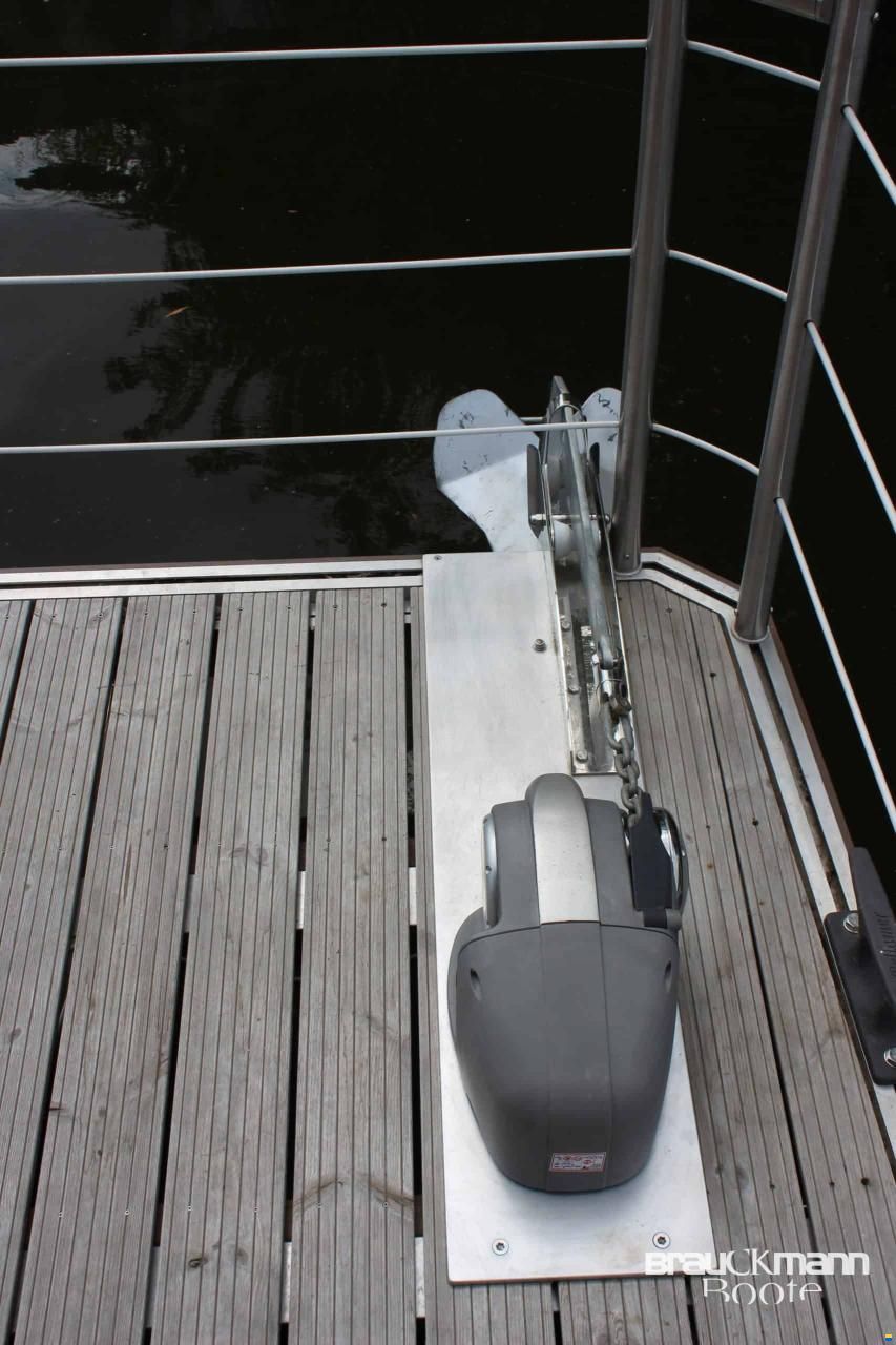 Werftbau Solar Hausboot 2022