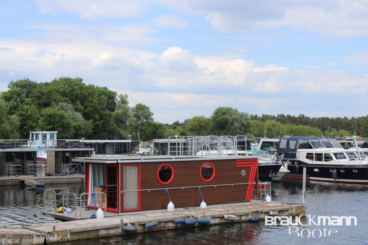 Werftbau Solar Hausboot 2022
