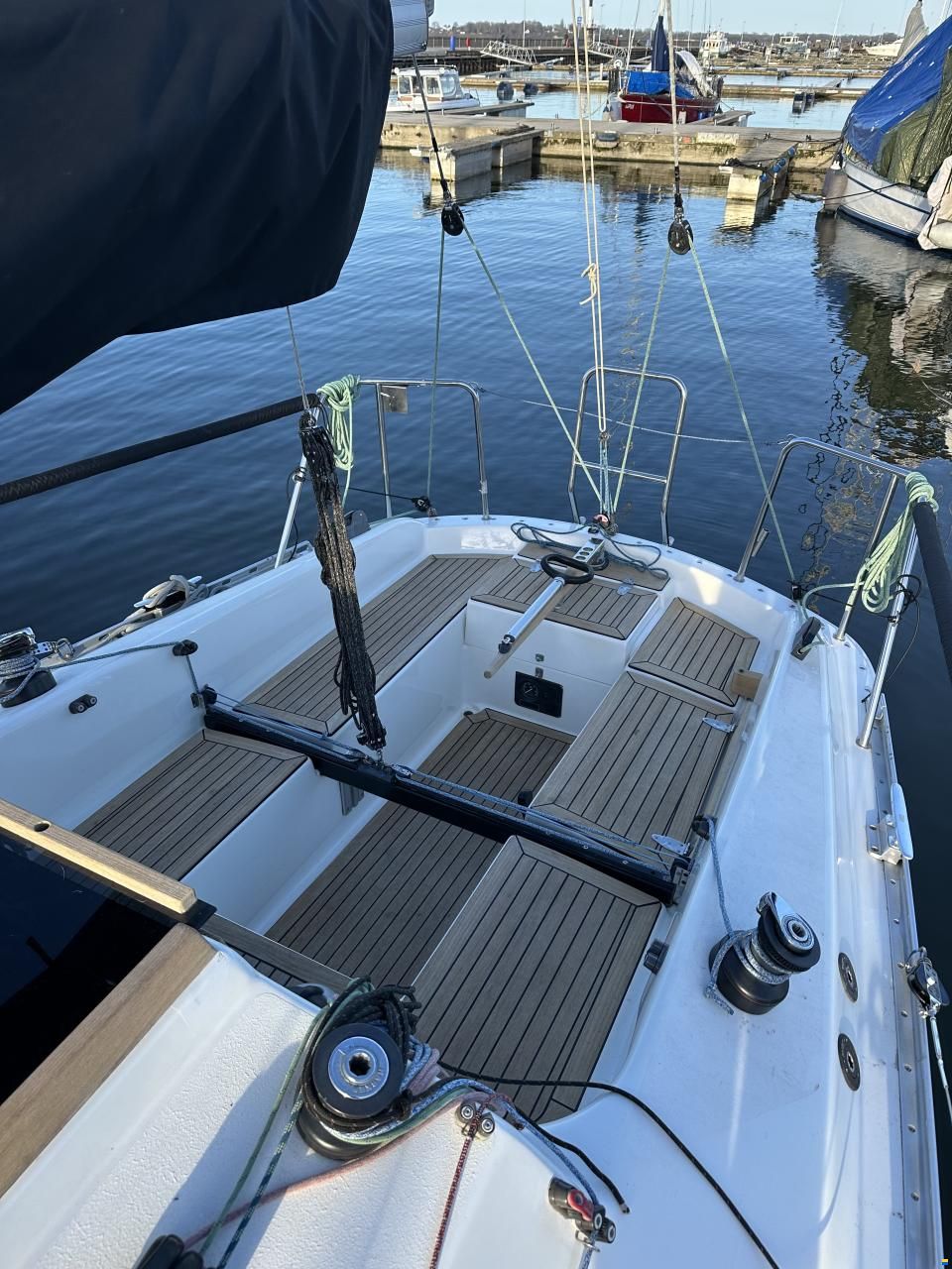 Hanse 301