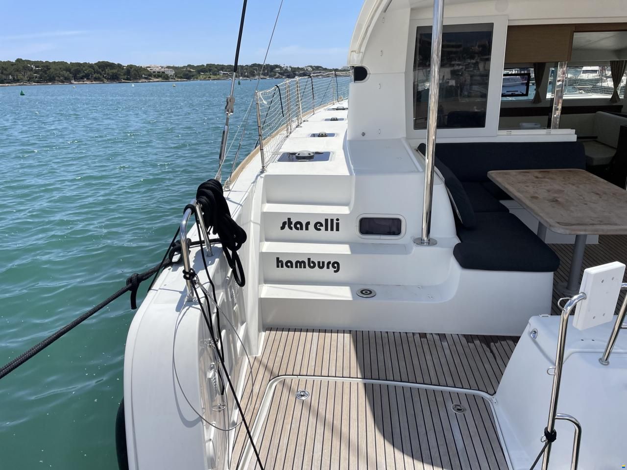 Lagoon 40