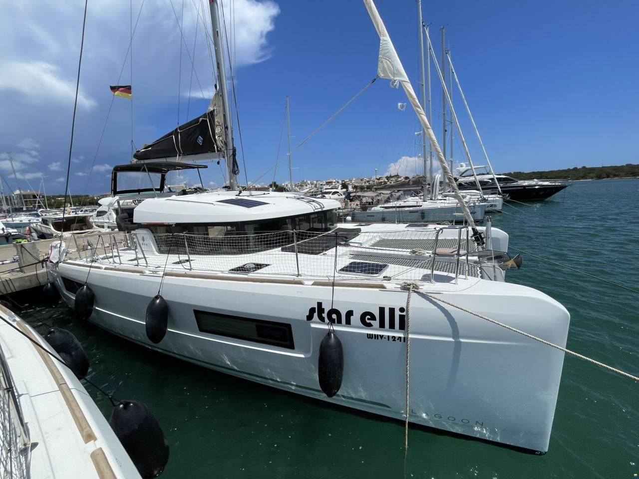 Lagoon 40