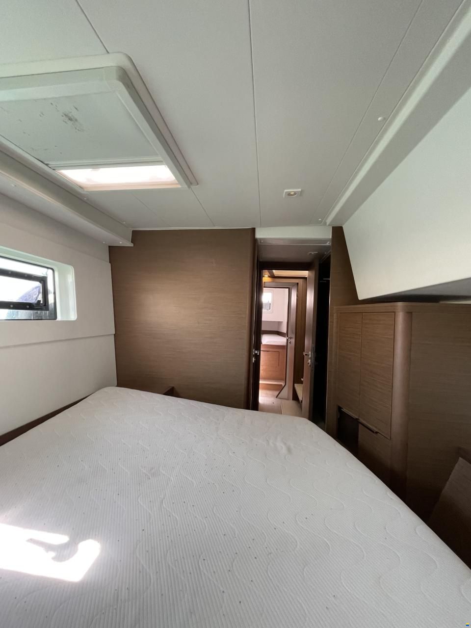 Lagoon 40