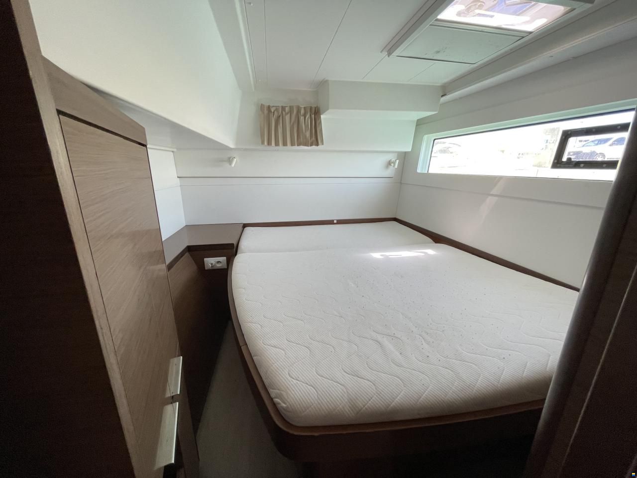 Lagoon 40