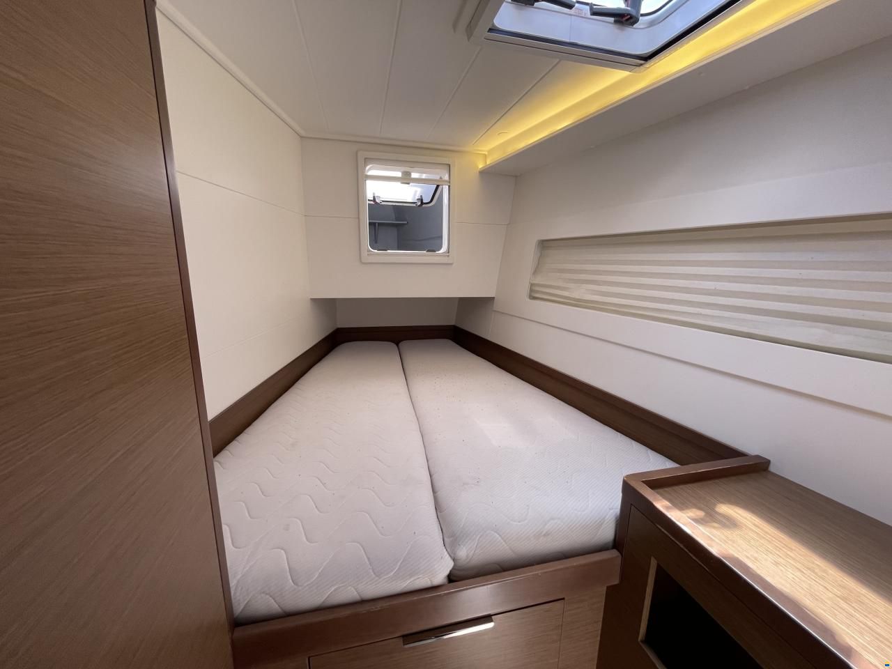 Lagoon 40