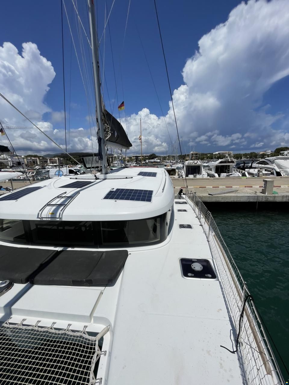 Lagoon 40