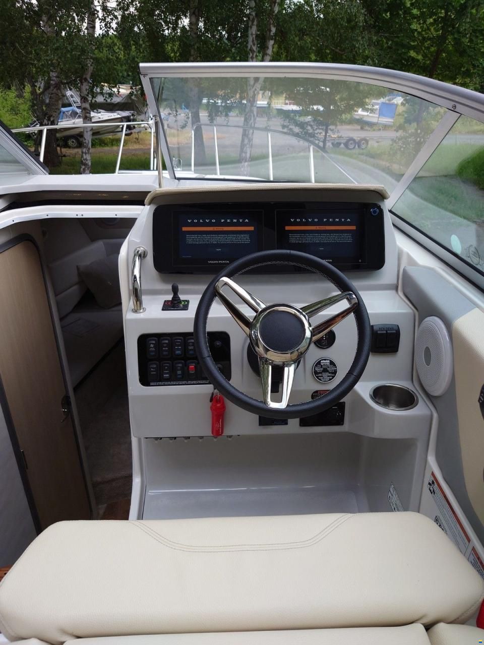 Regal 26 Express