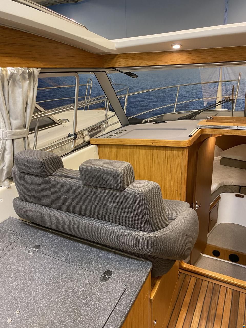 Saga 330 SunTop