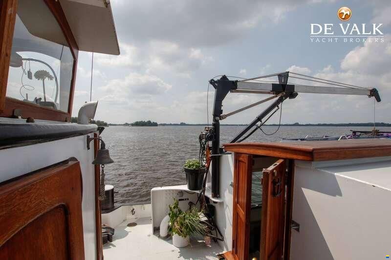 Houseboat Waterloft Luxemotor Spitz 38M