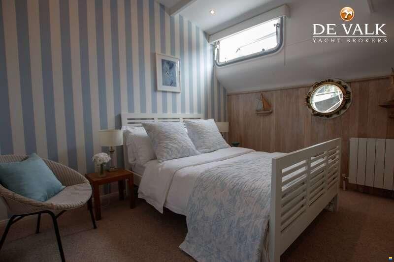 Houseboat Waterloft Luxemotor Spitz 38M