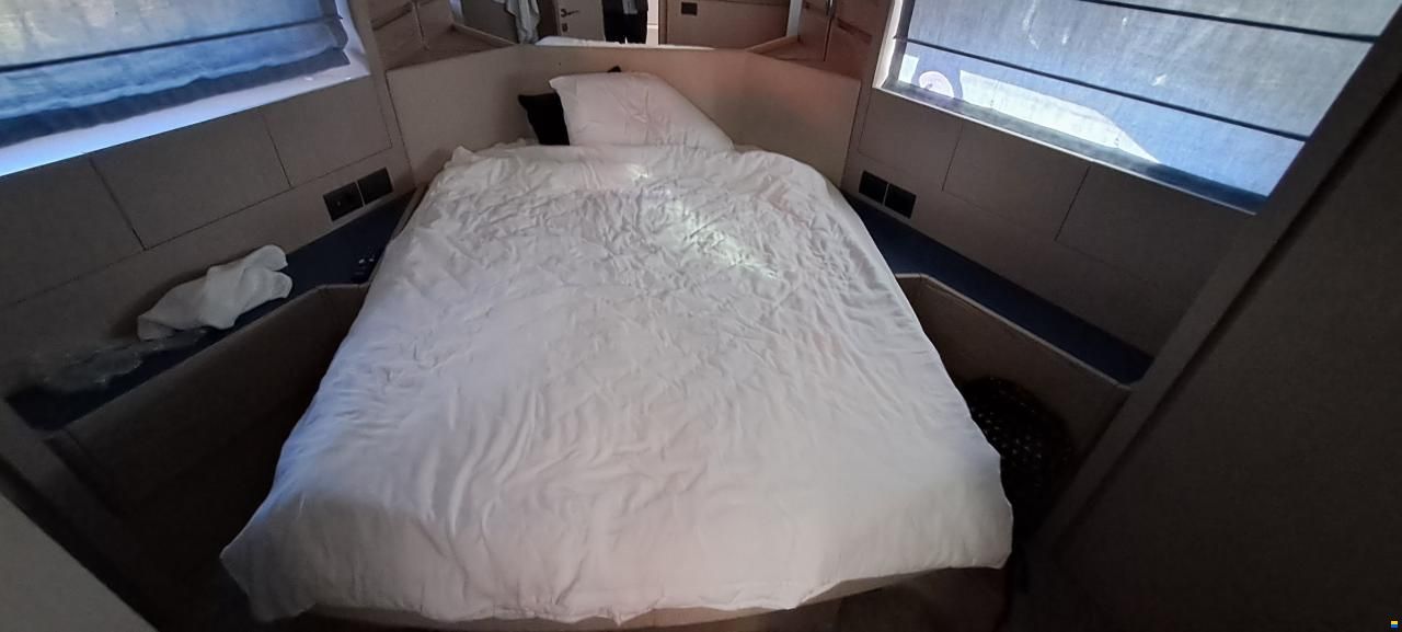 Ferretti 500