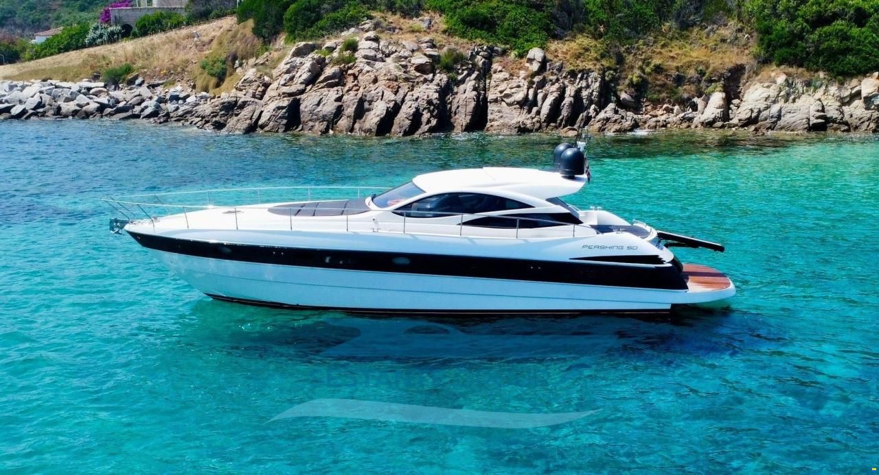 Pershing 50'