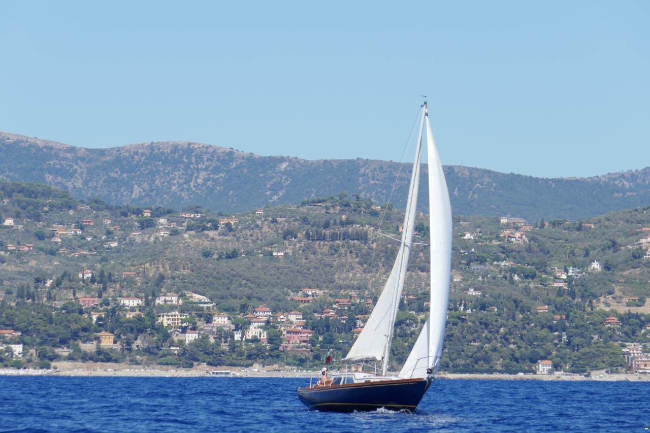 De Visser Philip Rhodes Ranger 28,50'
