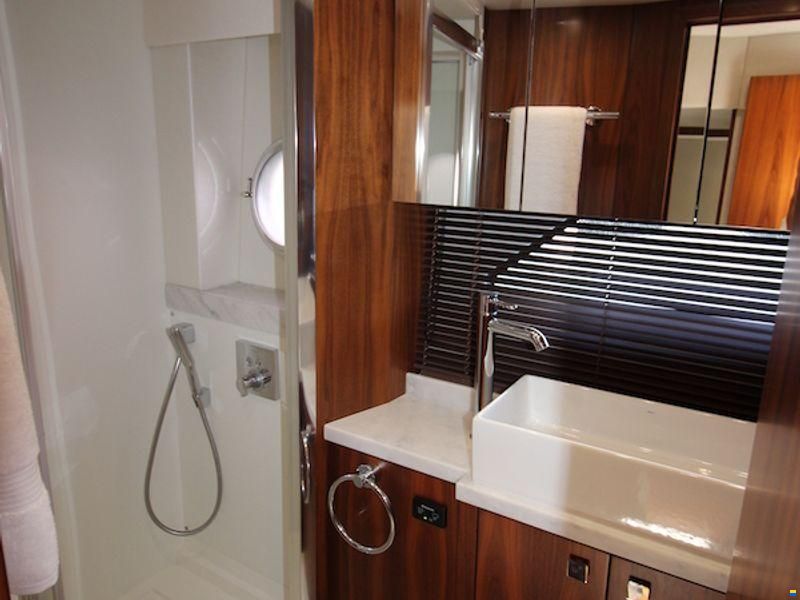 Sunseeker Predator 57