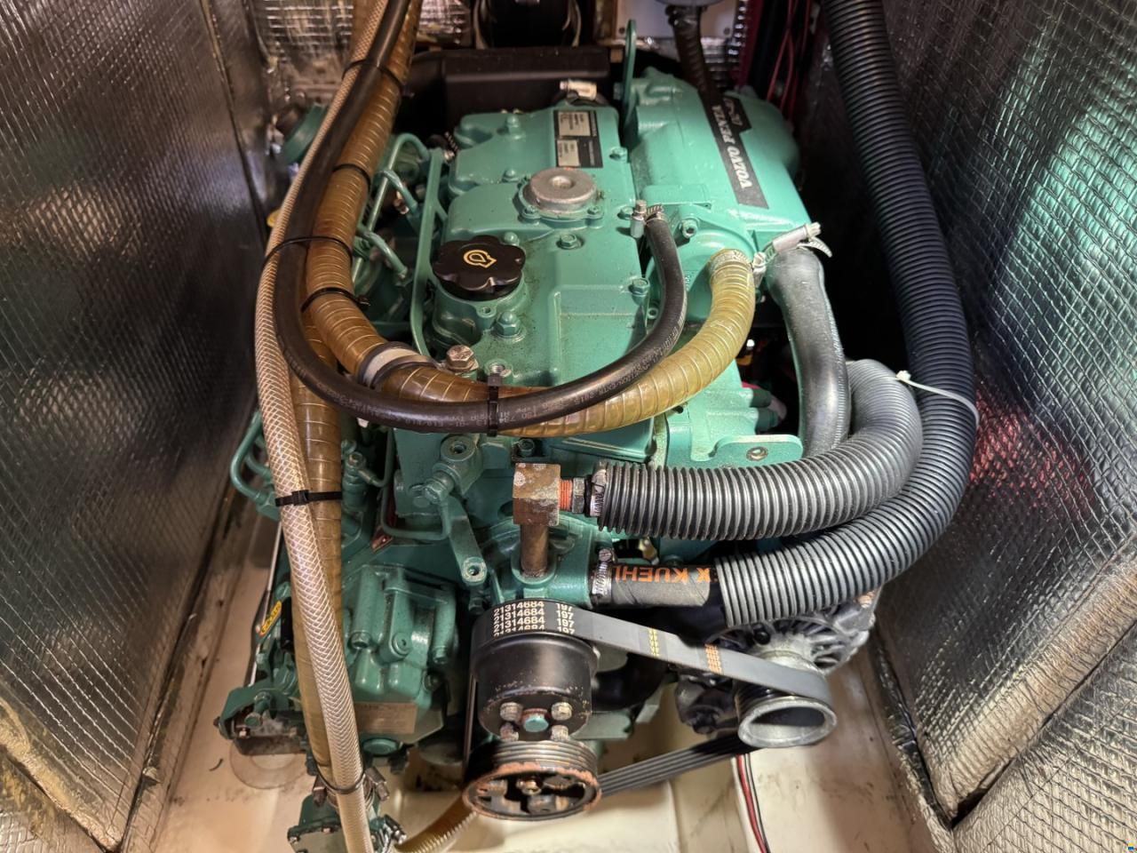 Hanse 415