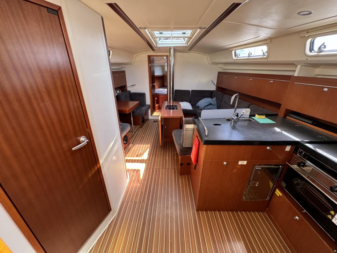 Hanse 415