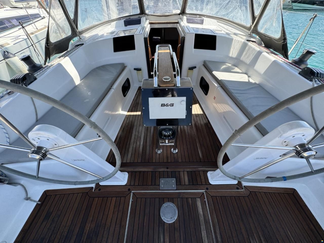 Hanse 415