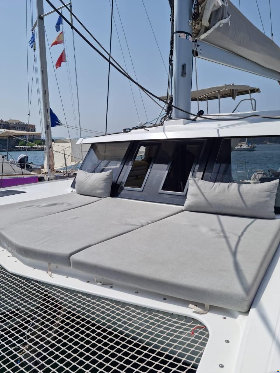 Fountaine Pajot Lucia 40