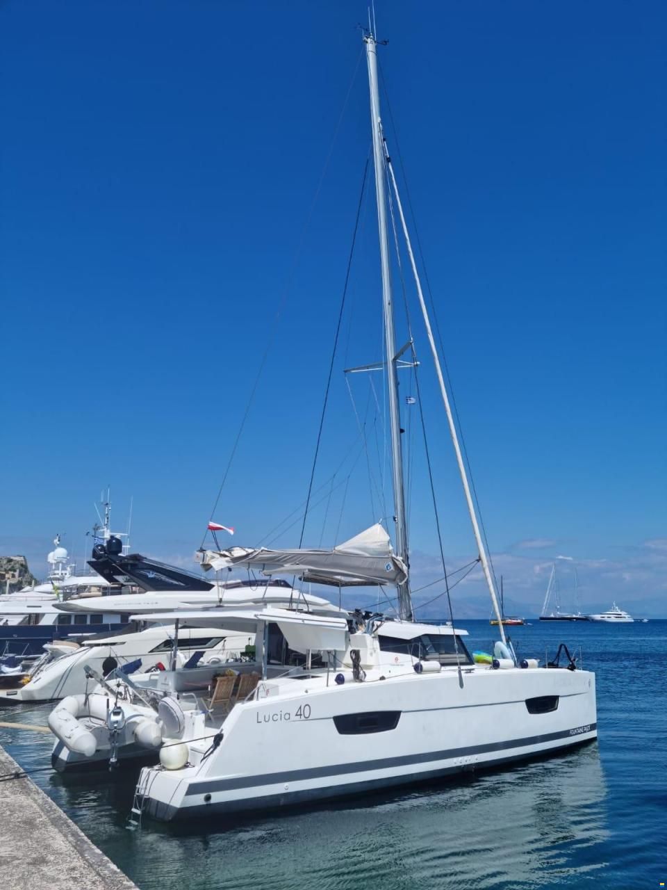 Fountaine Pajot Lucia 40