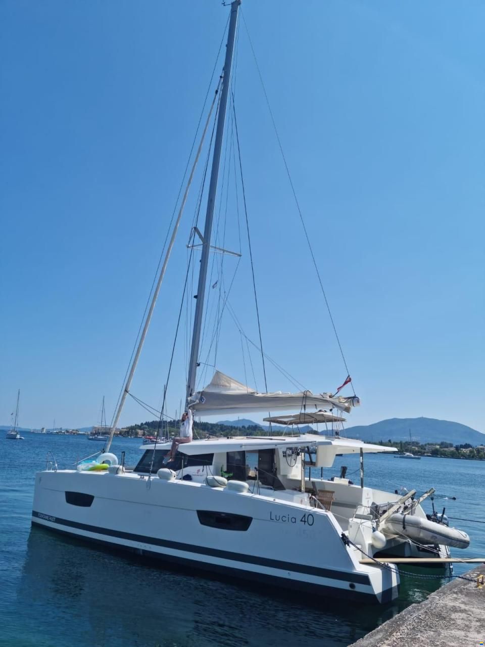 Fountaine Pajot Lucia 40