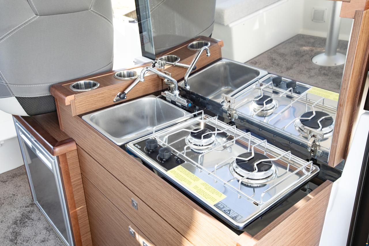 Jeanneau Merry Fisher 895 HB Légende inkl. 2x150P