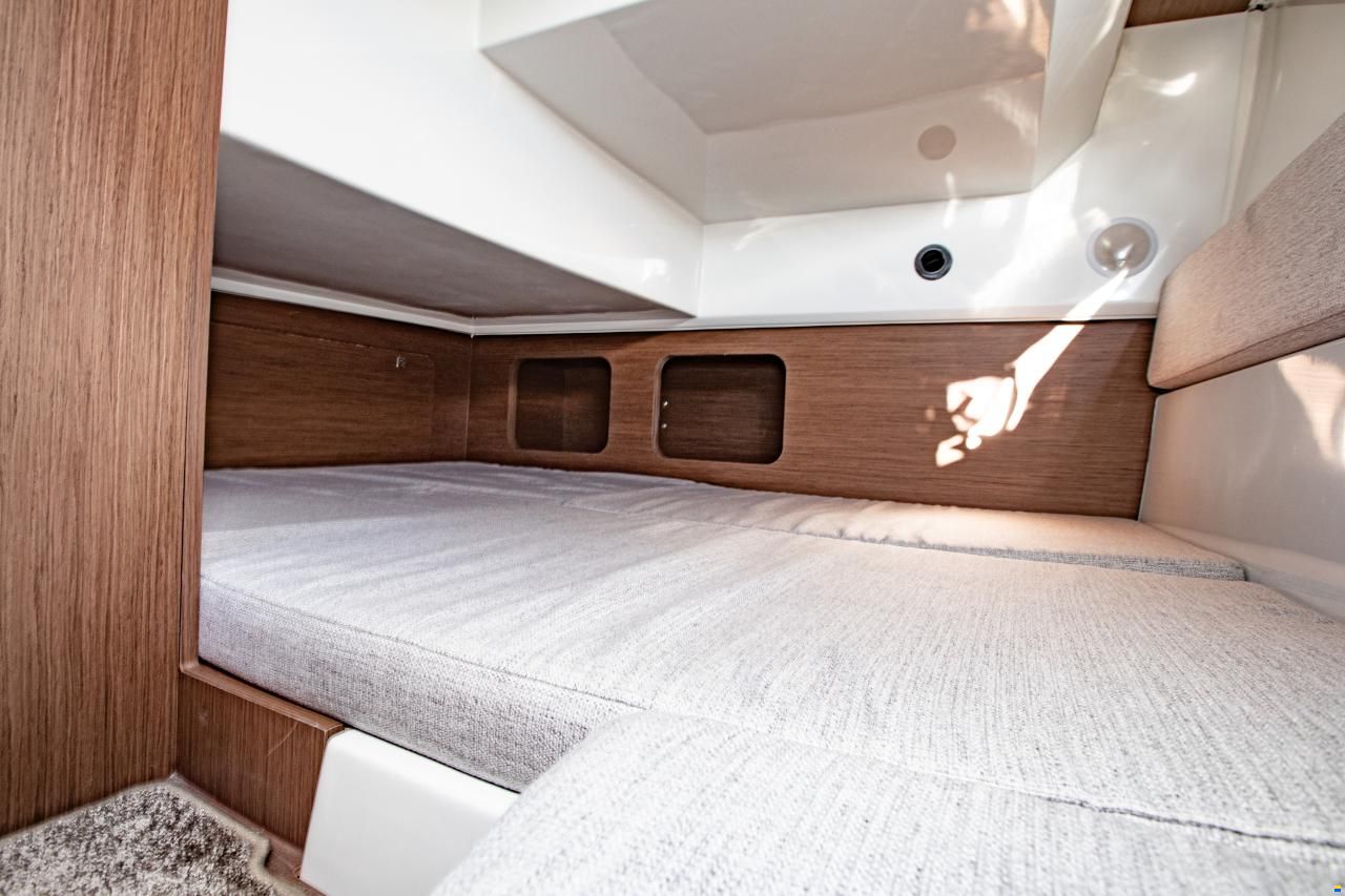 Jeanneau Merry Fisher 895 HB Légende inkl. 2x150P