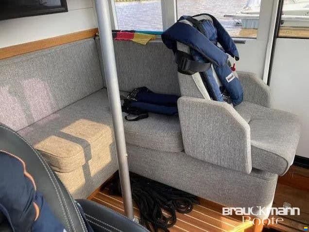 Paragon Yachts 31