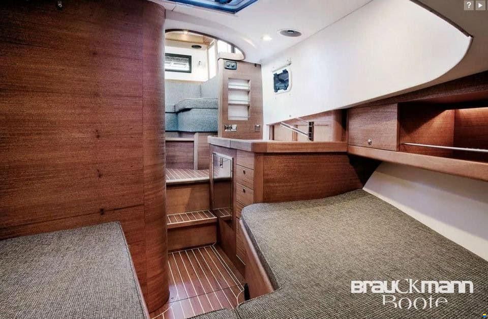 Paragon Yachts 31
